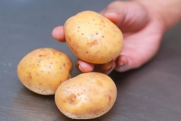 HY House - Tác dụng có lợi của khoai tây trong việc kiểm soát tăng cân và đường huyết