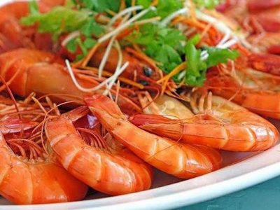 HY House - Sai lầm khi coi tôm và thịt gà là thực phẩm 'đại kỵ' khi bị ho
